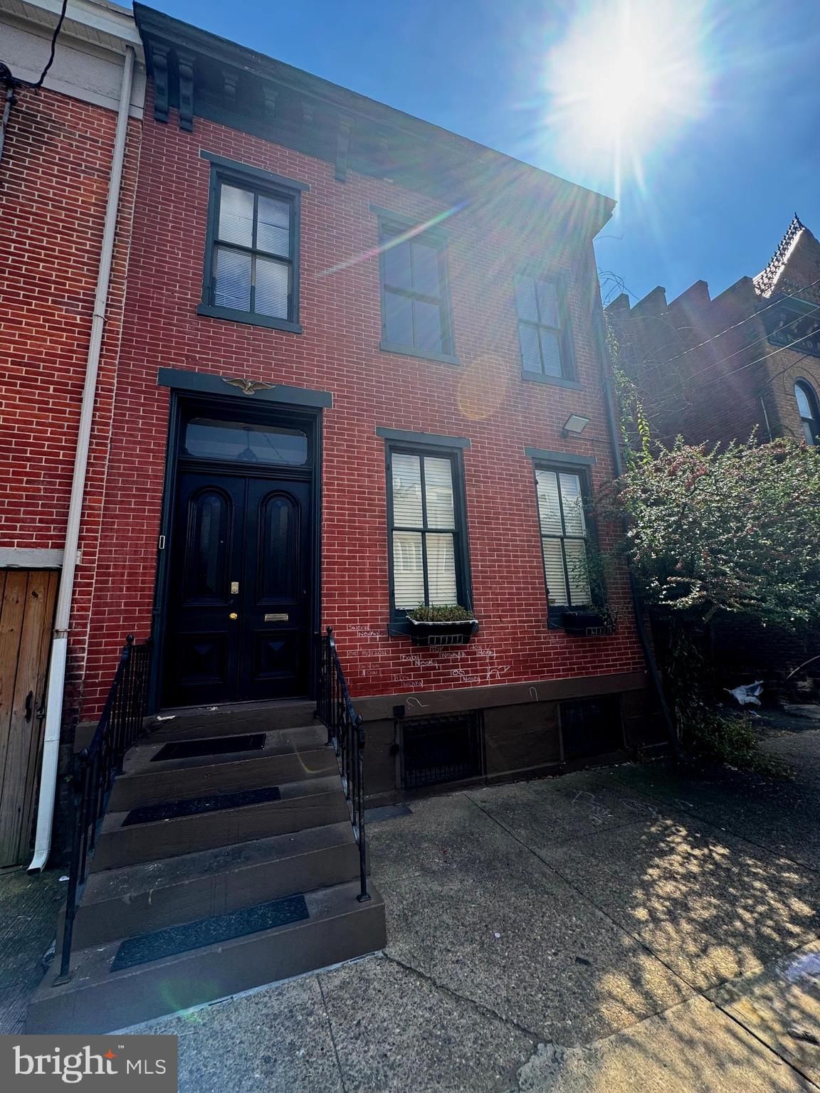 182 BRUNSWICK AVE, TRENTON 08618, NJ