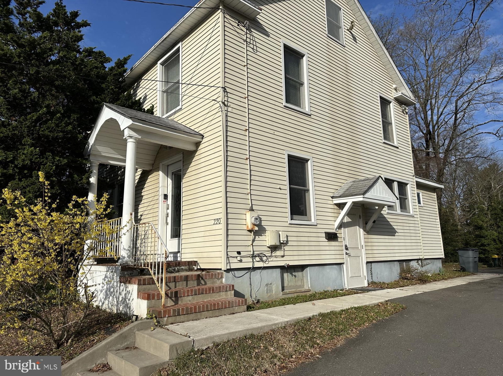 220 EDINBURG RD, HAMILTON 08619, NJ
