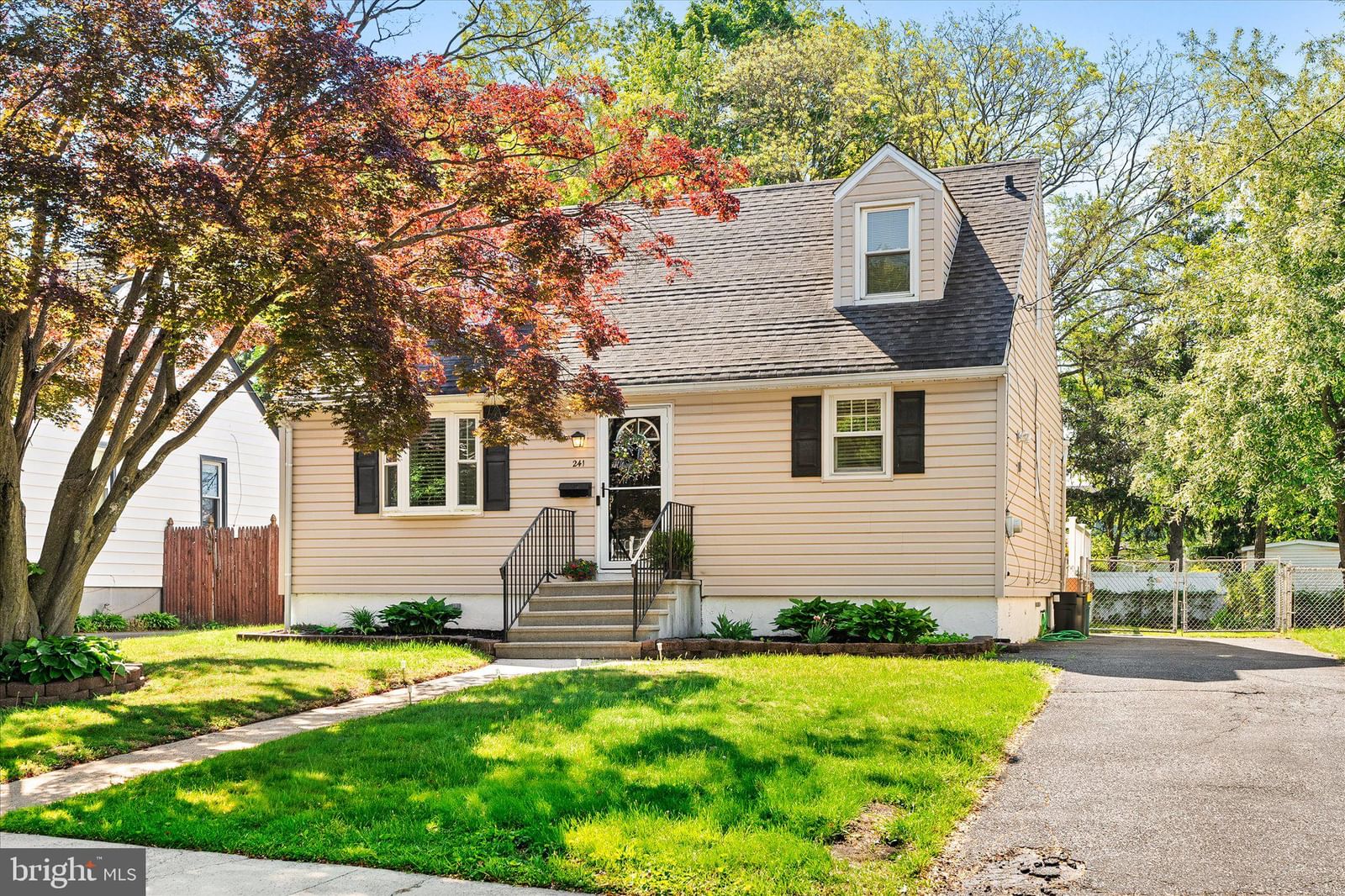 241 FENWOOD AVE, HAMILTON 08619, NJ