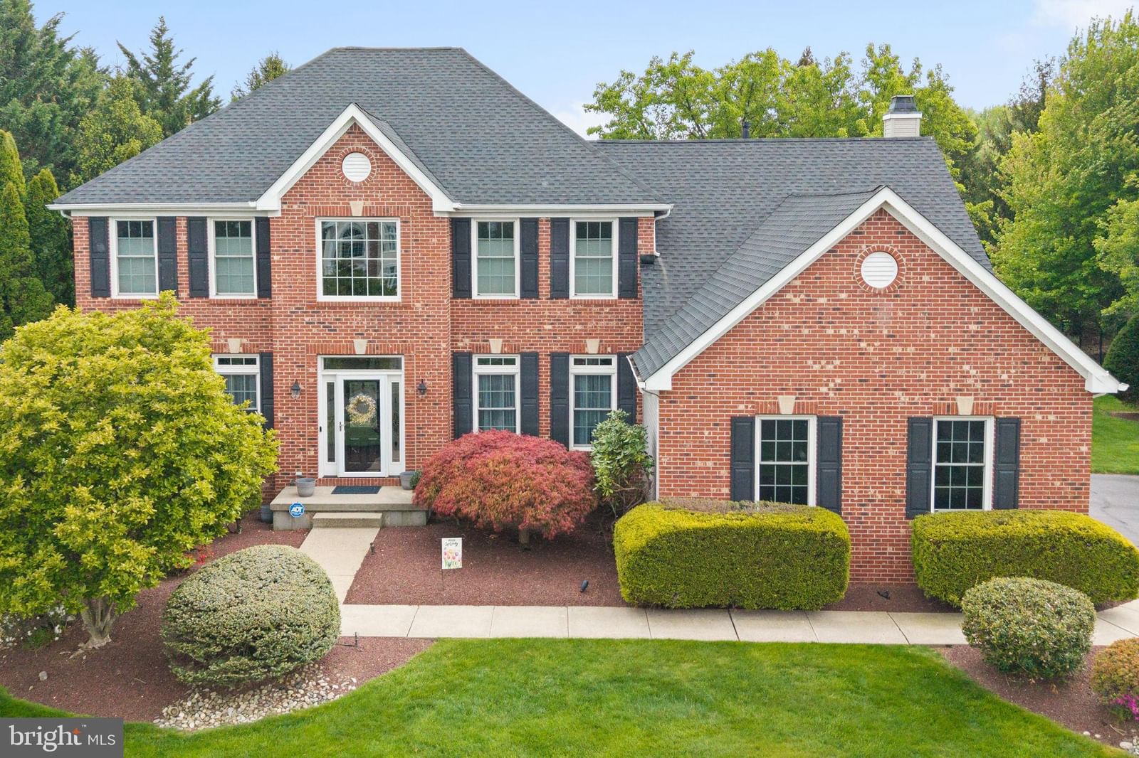 17 BROOKSHIRE DR, ROBBINSVILLE 08691, NJ