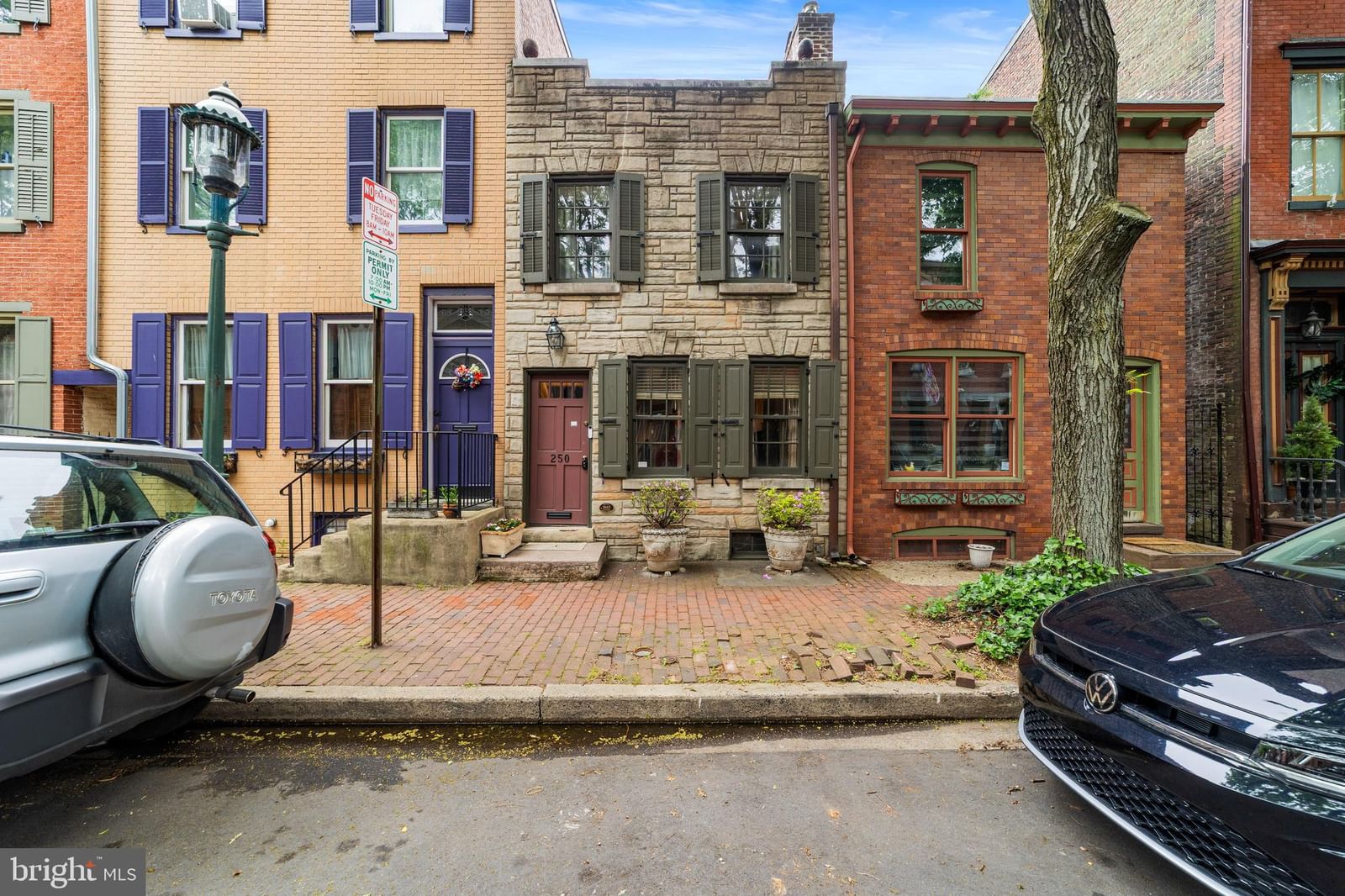 250 JACKSON ST, TRENTON 08611, NJ