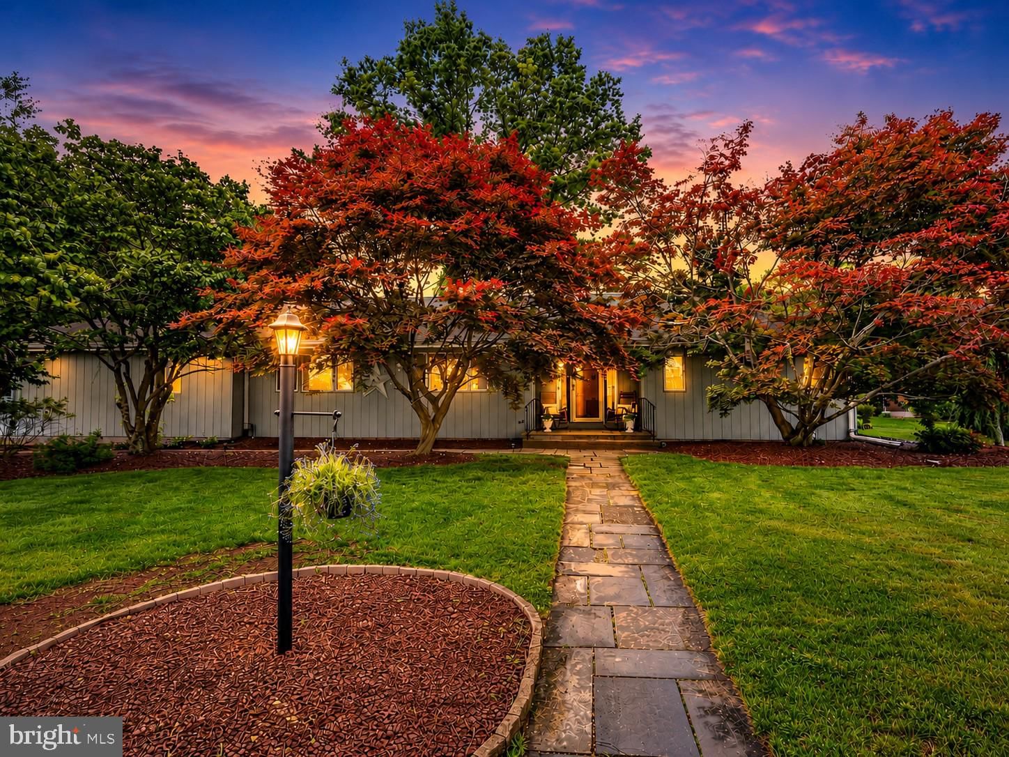 17 AZALEA WAY, HAMILTON 08690, NJ