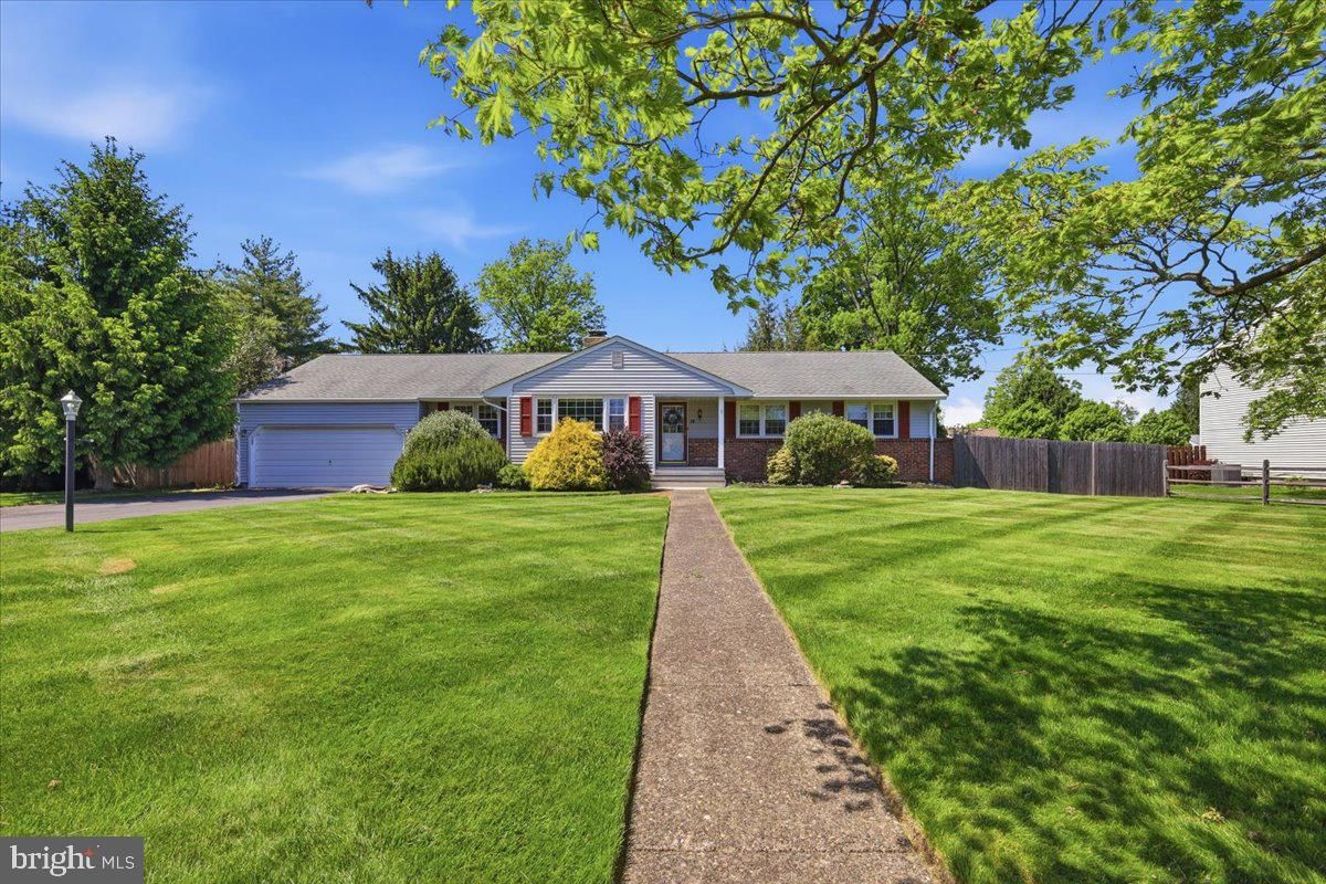 14 MANSFIELD RD, EWING 08628, NJ