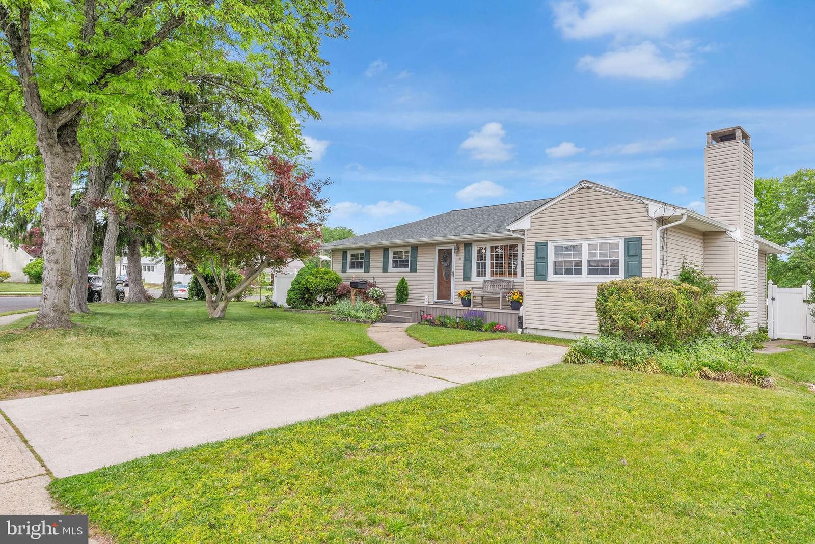 41 ENDICOTT RD, HAMILTON 08690, NJ