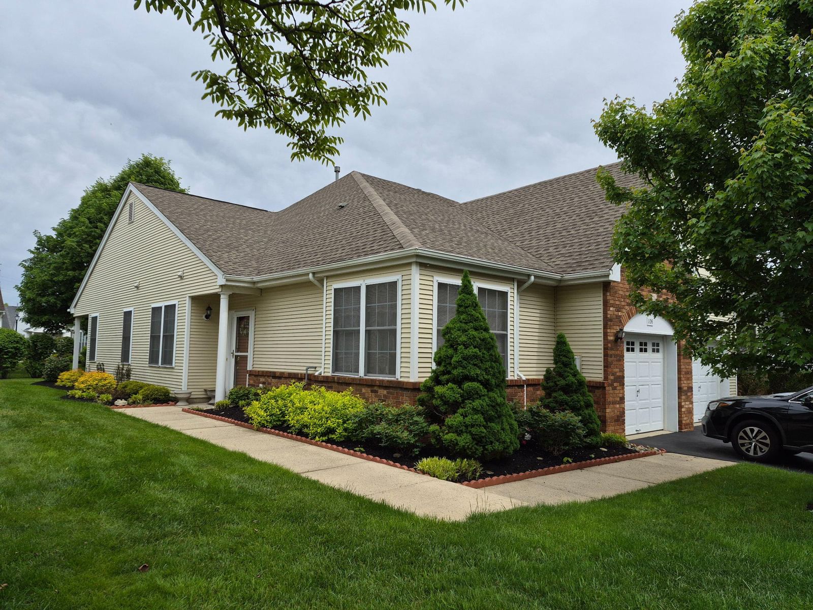 108 JOSIAH LN, HAMILTON 08691, NJ