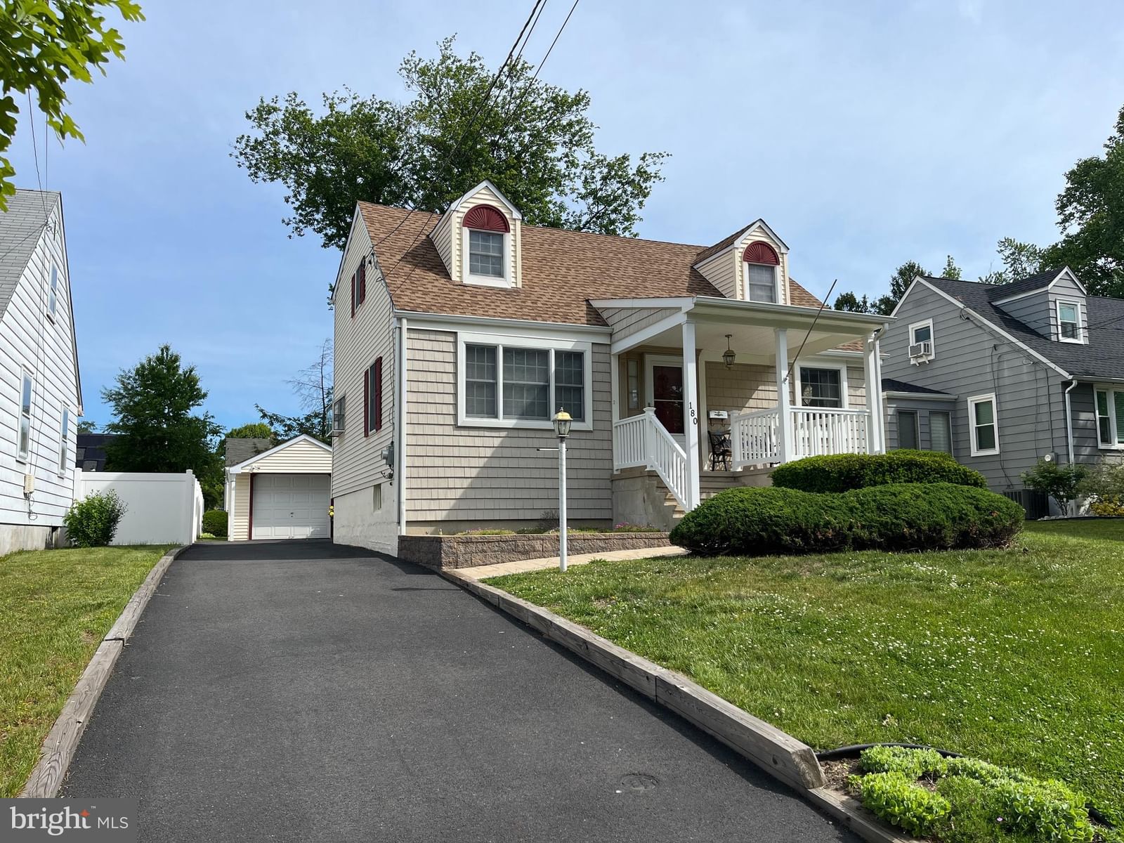180 ELMORE AVE, HAMILTON 08619, NJ