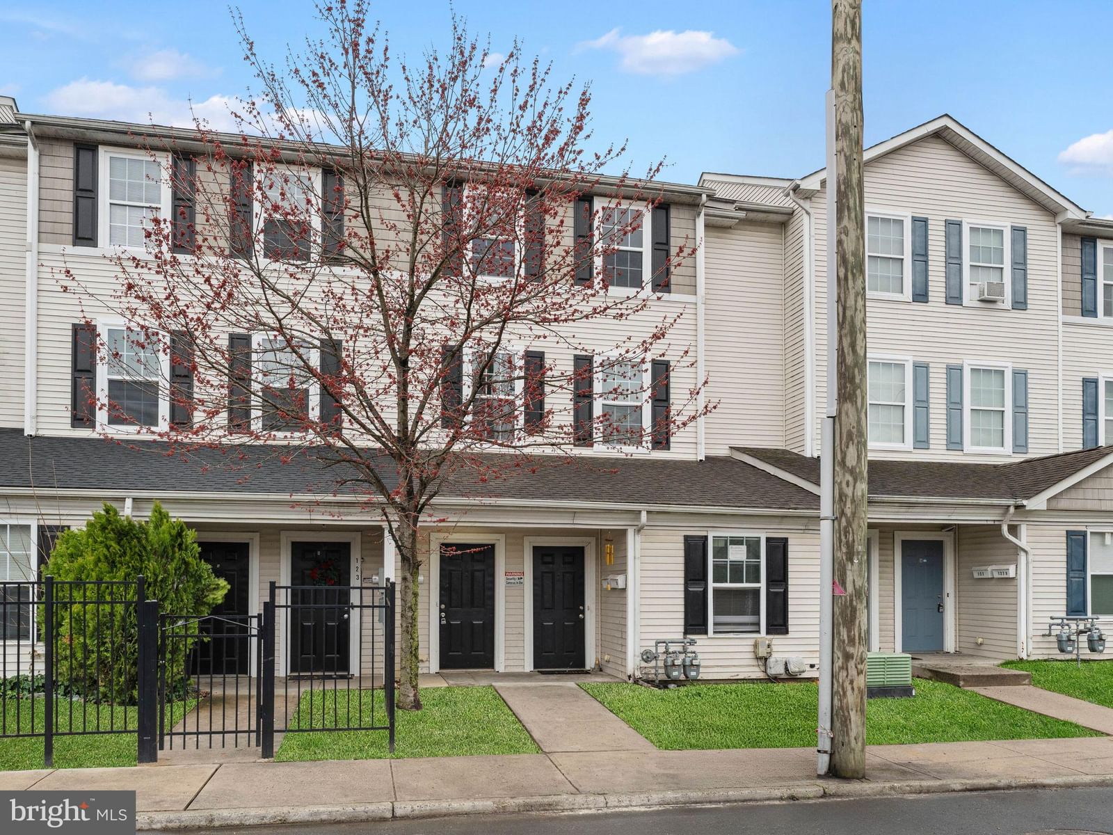 125 NEW ROSE ST, TRENTON 08618, NJ