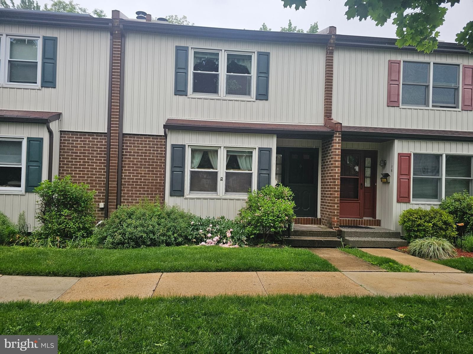 F 15 SHIRLEY LN, LAWRENCE TOWNSHIP 08648, NJ