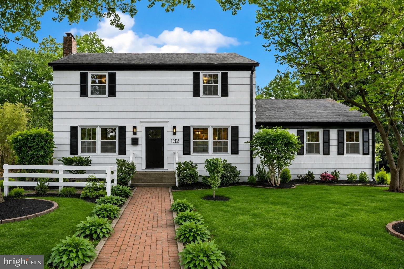 132 W WELLING AVE, PENNINGTON 08534, NJ