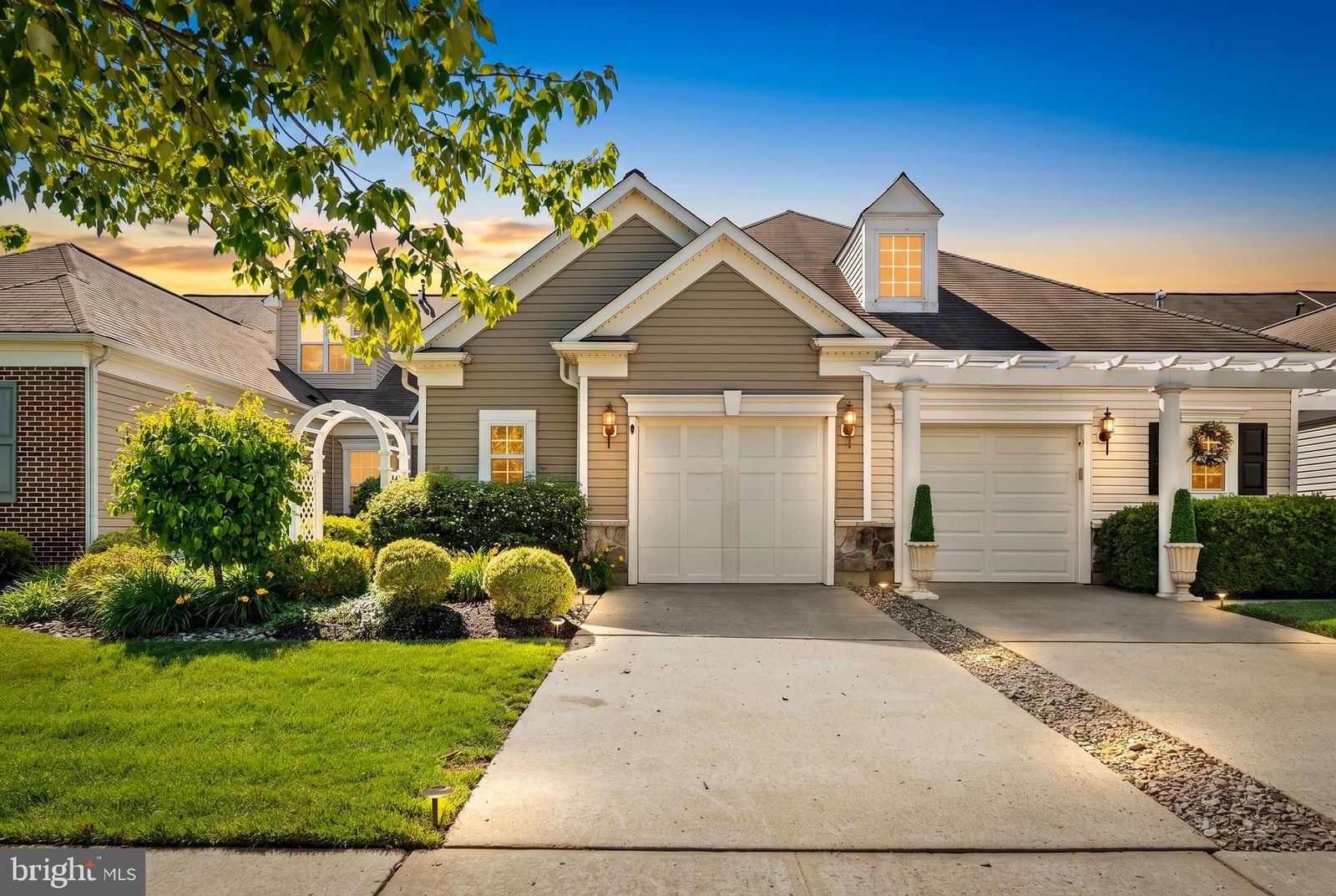 50 SPARROW DR, TRENTON 08690, NJ