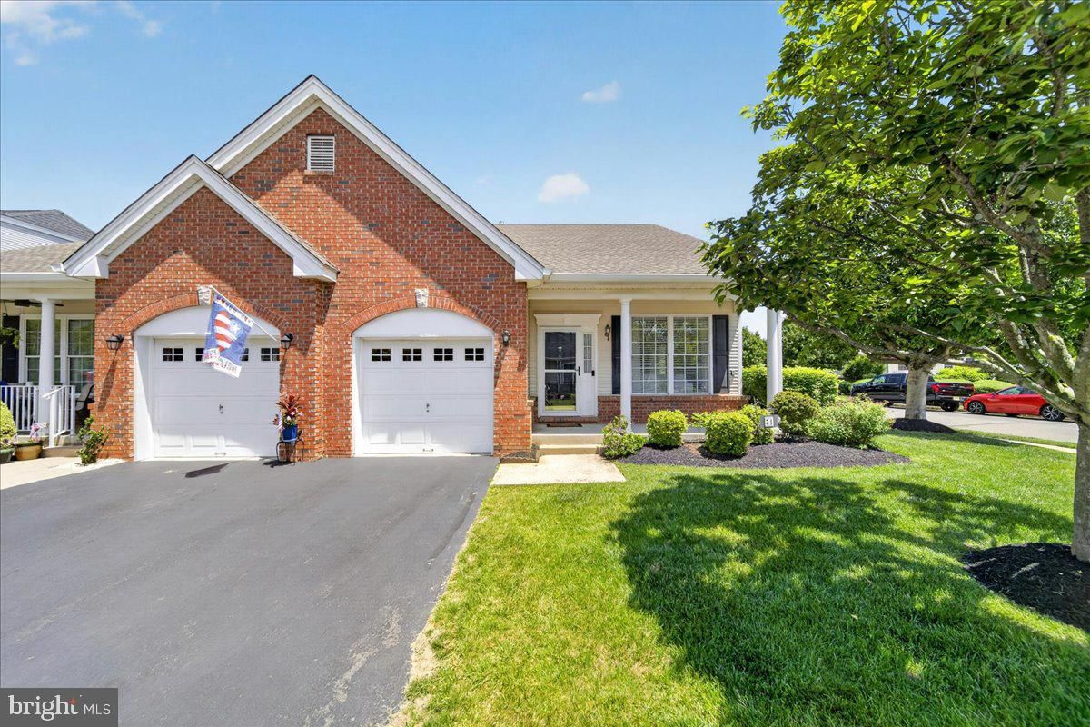 71 BURHOLME DR, HAMILTON 08691, NJ