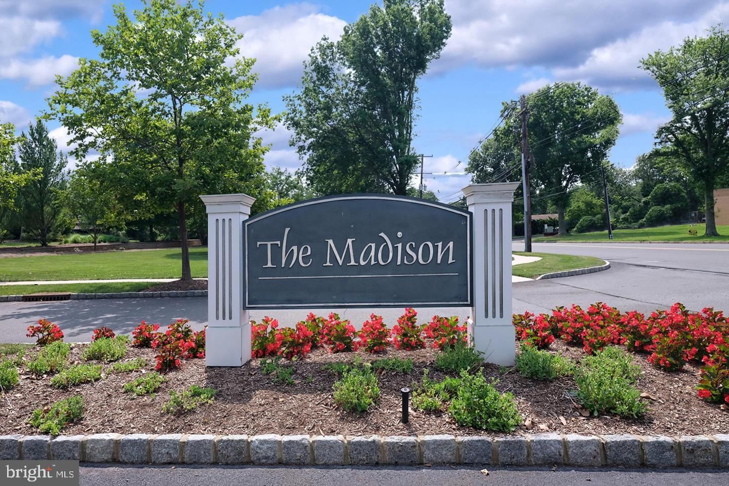 321 MASTERSON COURT photograph