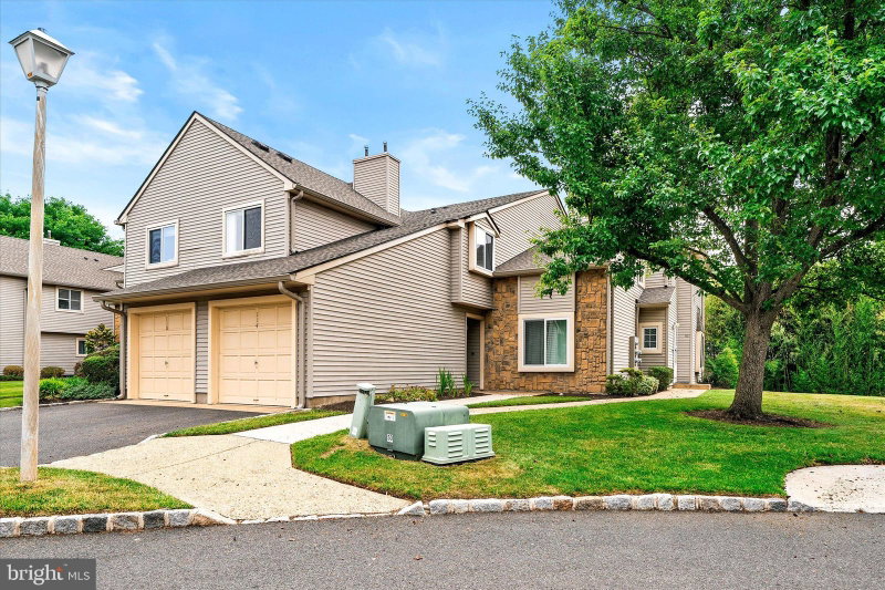 114 TEAL COURT