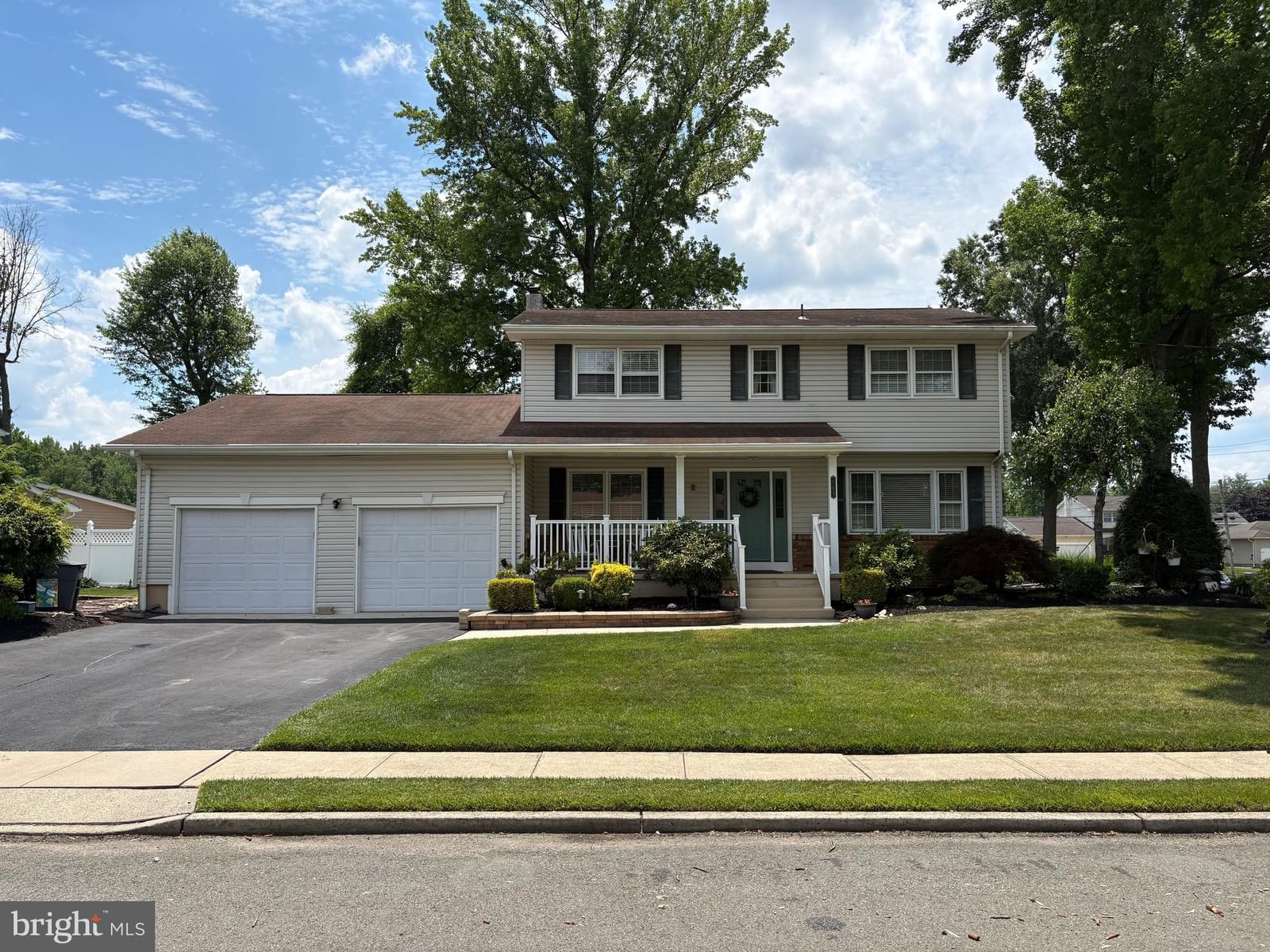 243 TRENTON AVE, HAMILTON 08619, NJ