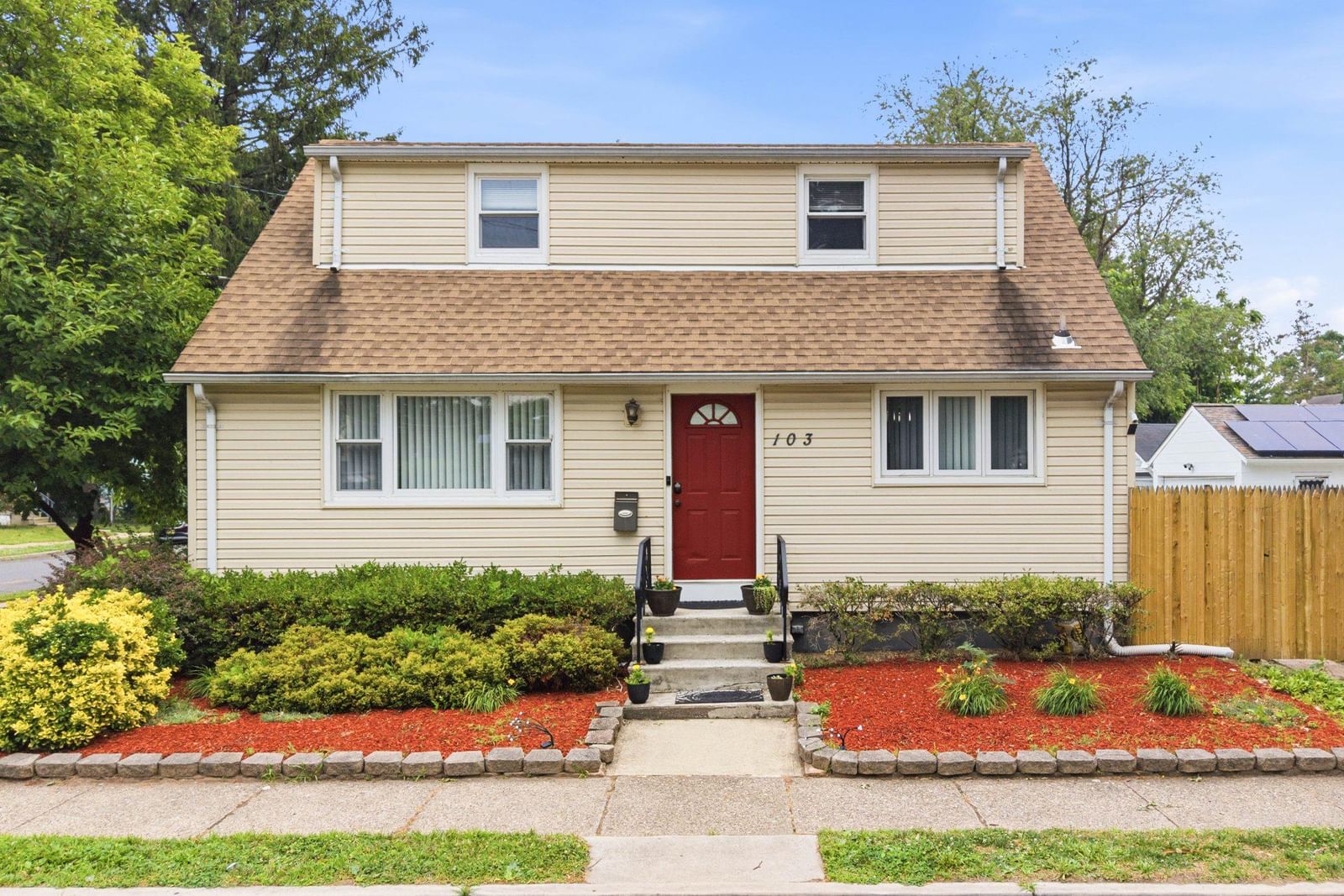 103 DICKINSON AVE, HAMILTON 08629, NJ