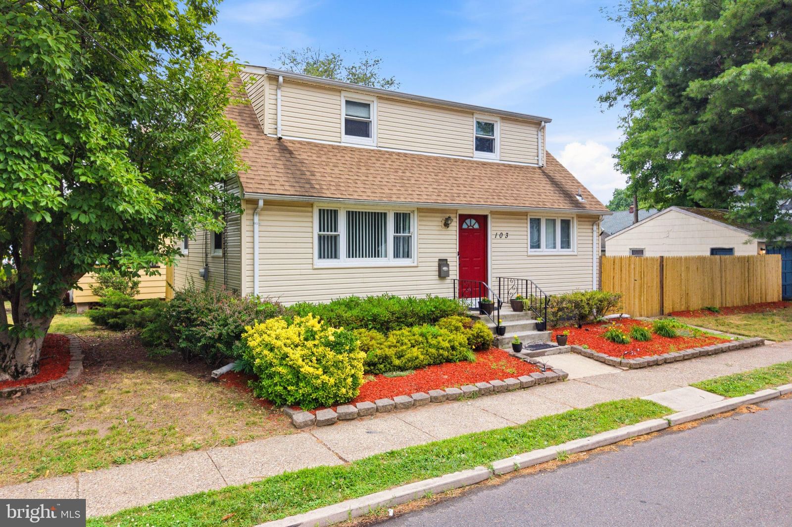 Property photo 3