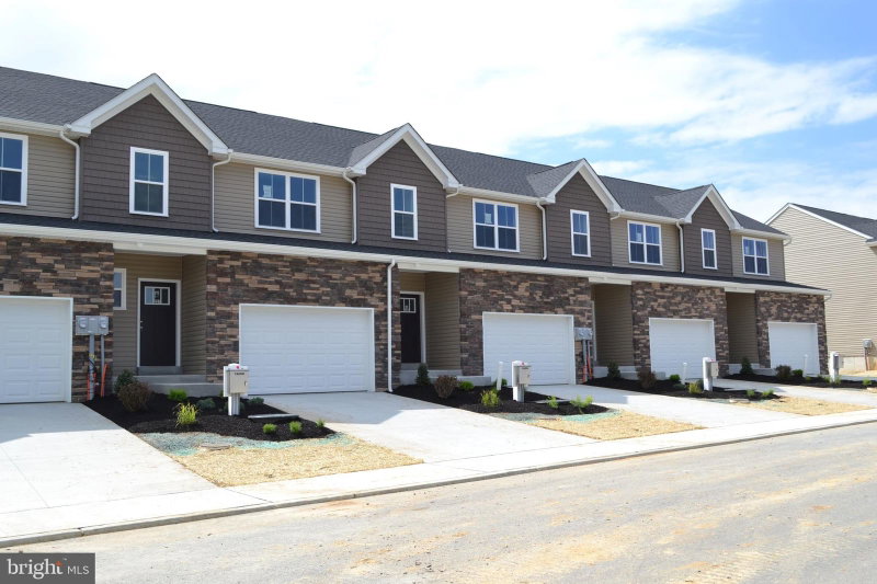 223 LUCILLE WAY Unit LOT 25