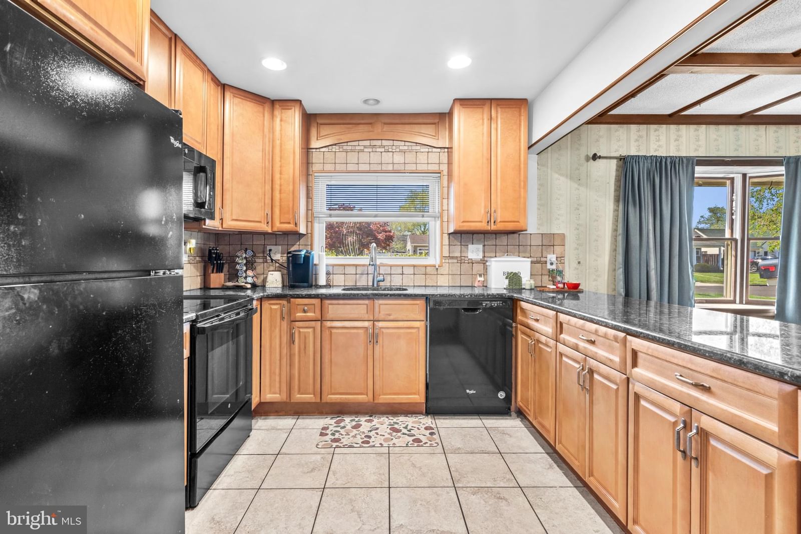 58 NEARWOOD LN, LEVITTOWN 19054, PA