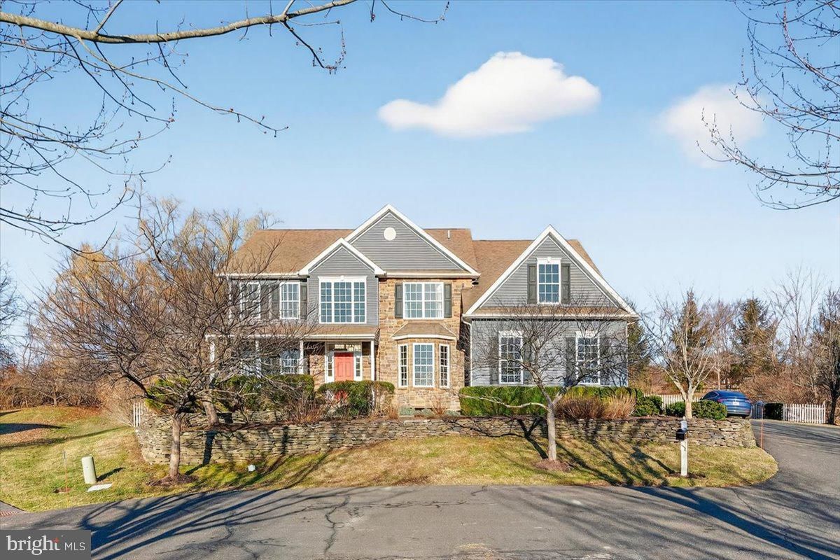 4215 FERGUSON DR, DOYLESTOWN 18902, PA
