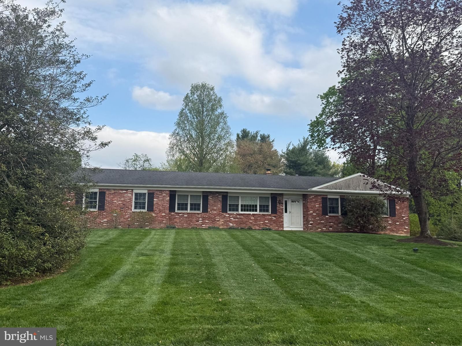 98 VALLEY DR, FURLONG 18925, PA