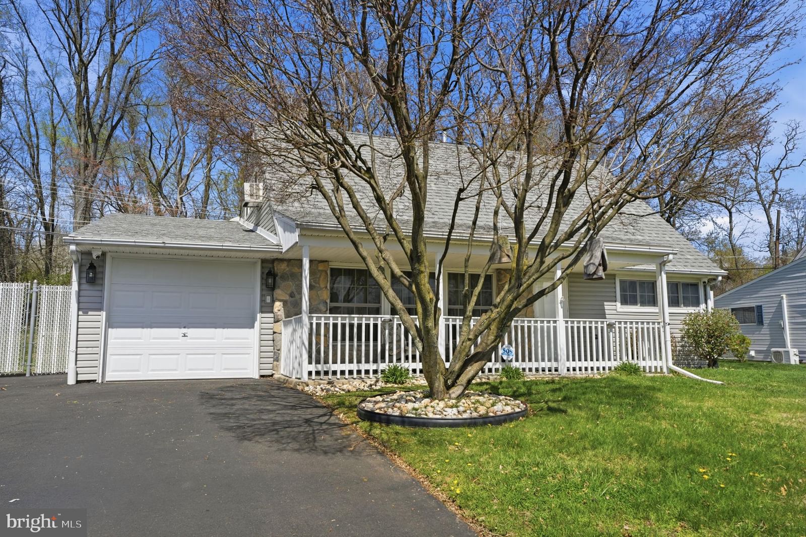 103 HEDGE RD, LEVITTOWN 19056, PA
