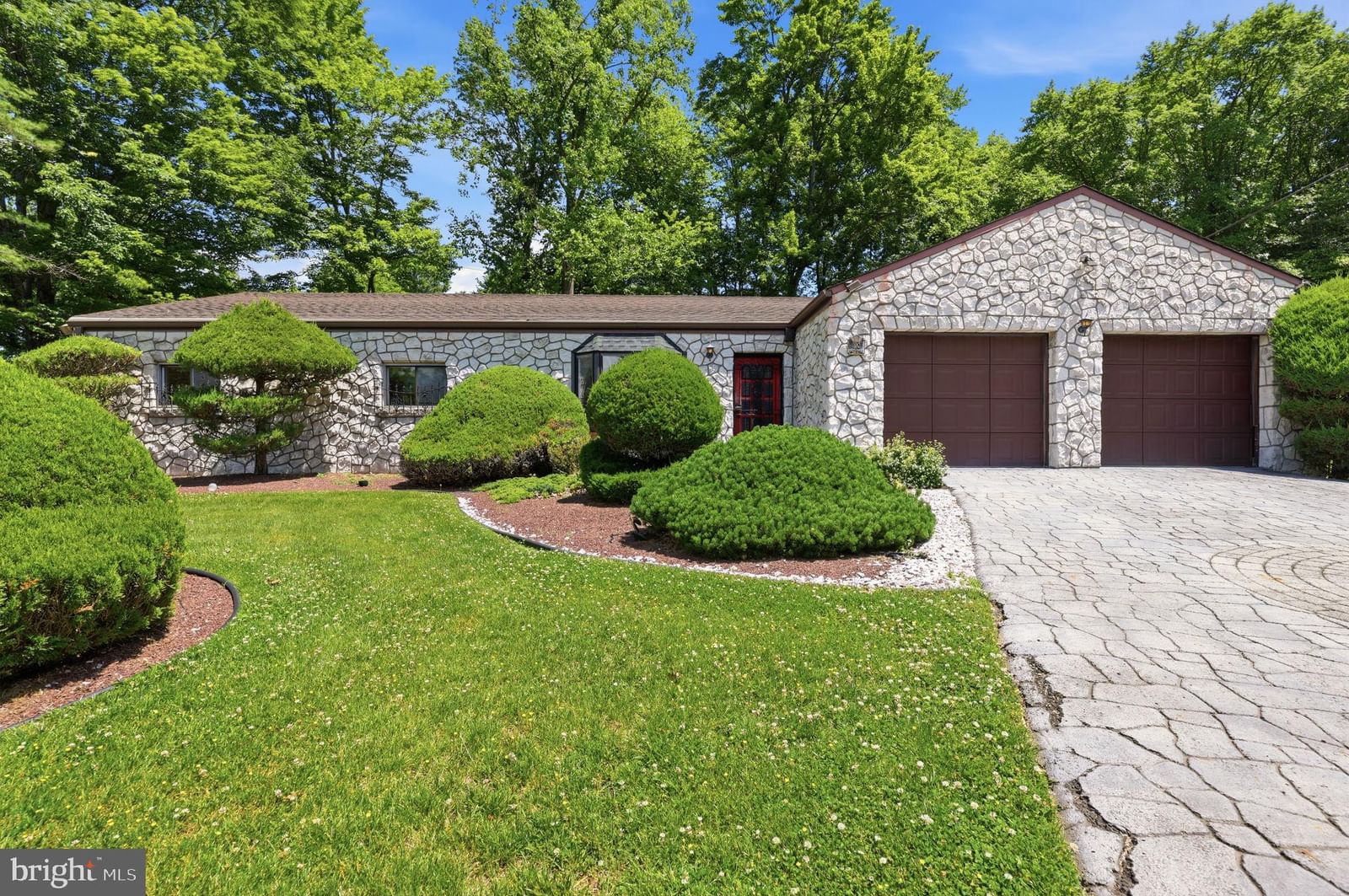 310 CASEY CIR, HUNTINGDON VALLEY 19006, PA