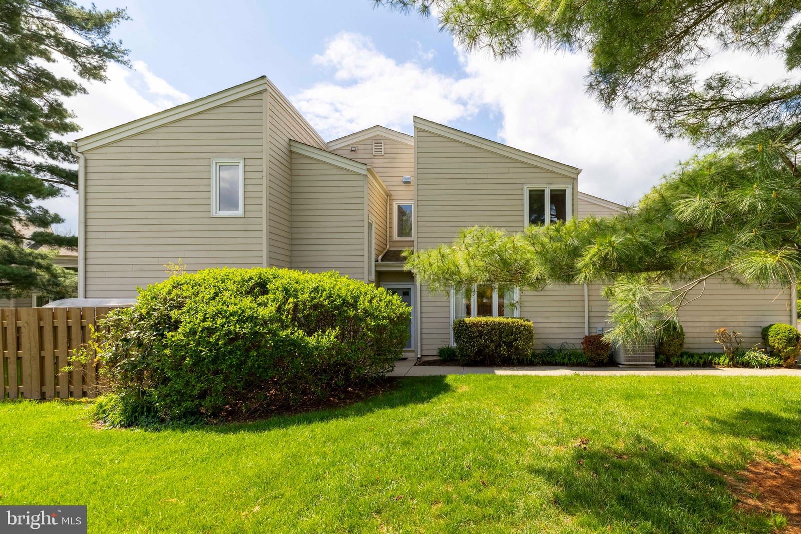 118 WESTBURY CT, DOYLESTOWN 18901, PA