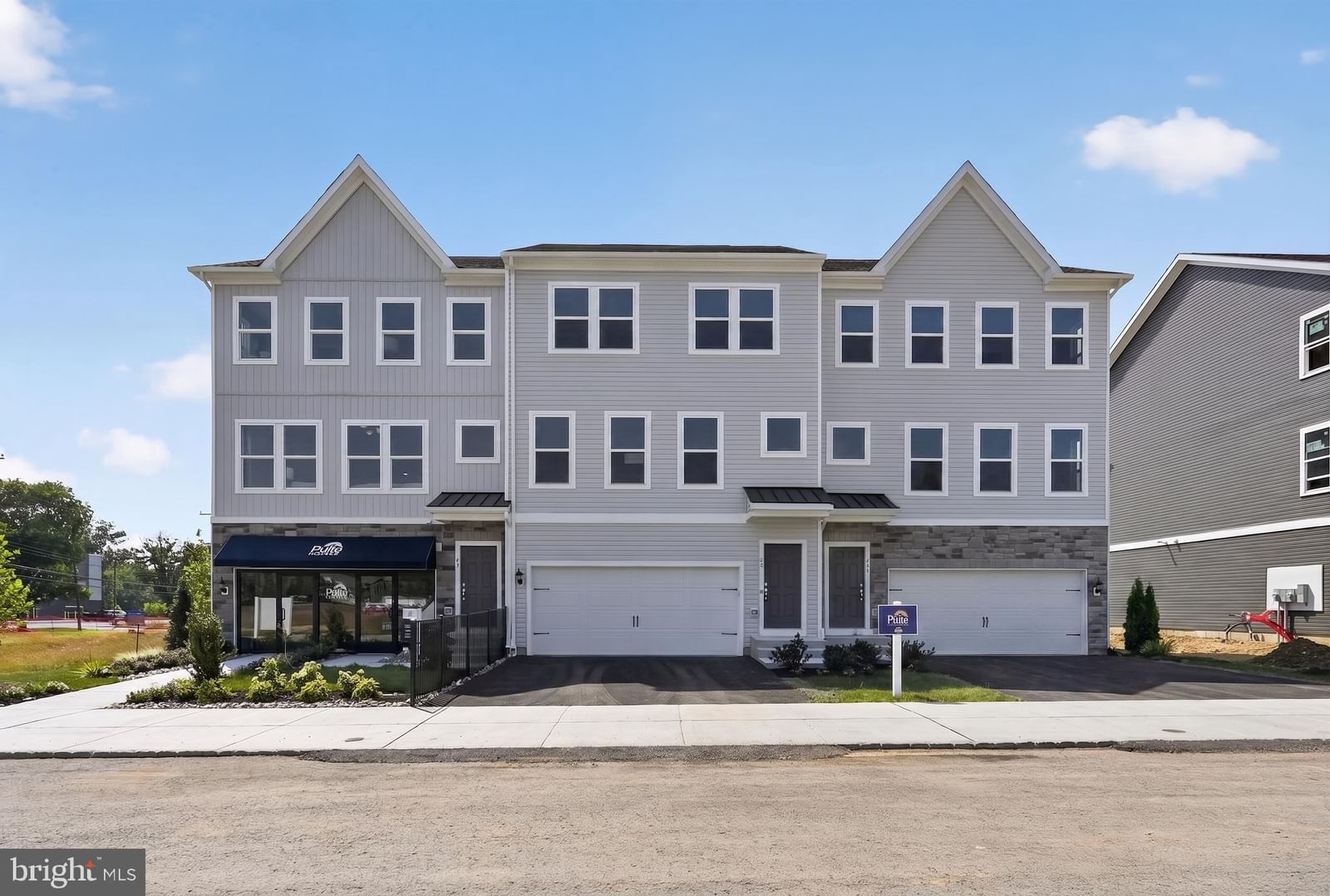 51 CHAUCER CT, LEVITTOWN 19057, PA
