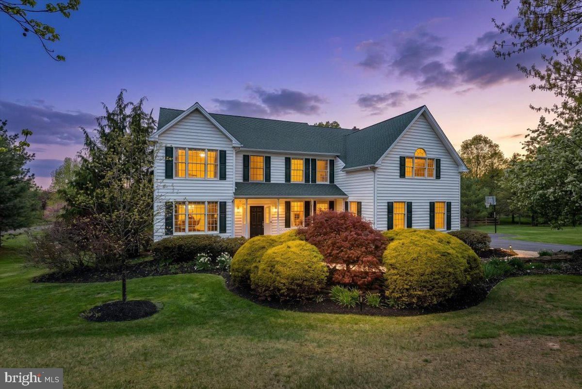 4880 HUNT FIELD DR, DOYLESTOWN 18902, PA
