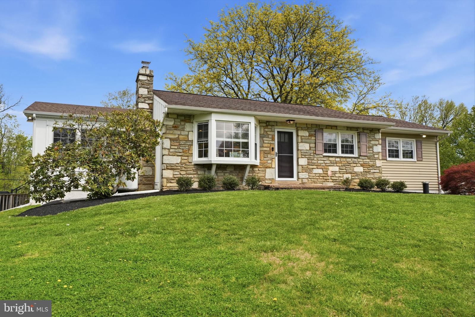 83 WRENWOOD WAY, NEWTOWN 18940, PA