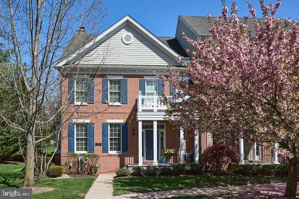 308 HART ALY, NEWTOWN 18940, PA