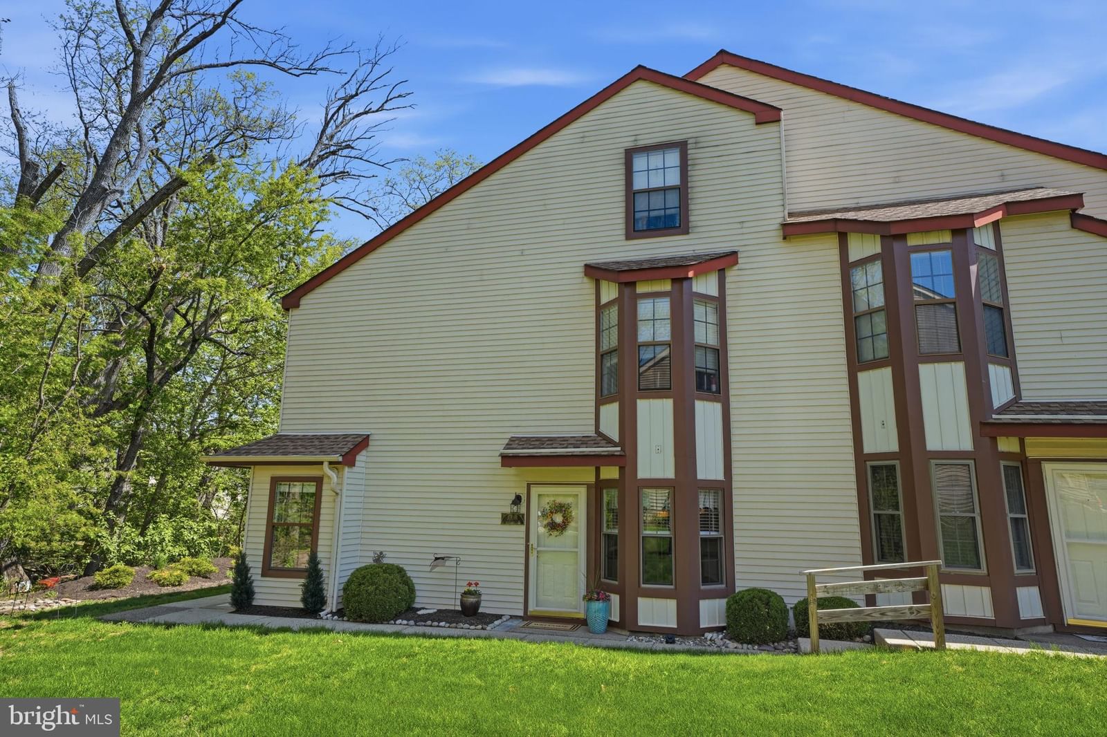 1014 BARRY CT, HOLLAND 18966, PA