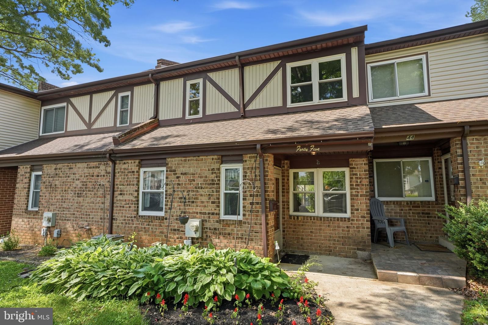 45 HOLLYBROOKE DR, LANGHORNE 19047, PA