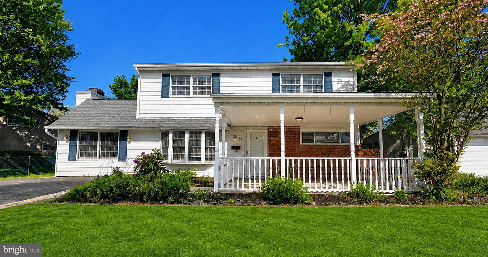26 VILLAGE LN, LEVITTOWN 19054, PA