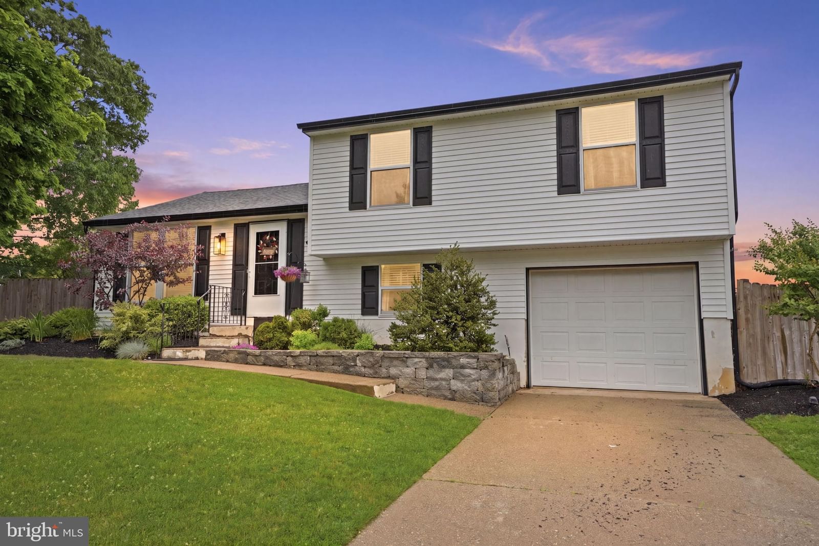 400 CENTENNIAL DR, MORRISVILLE 19067, PA