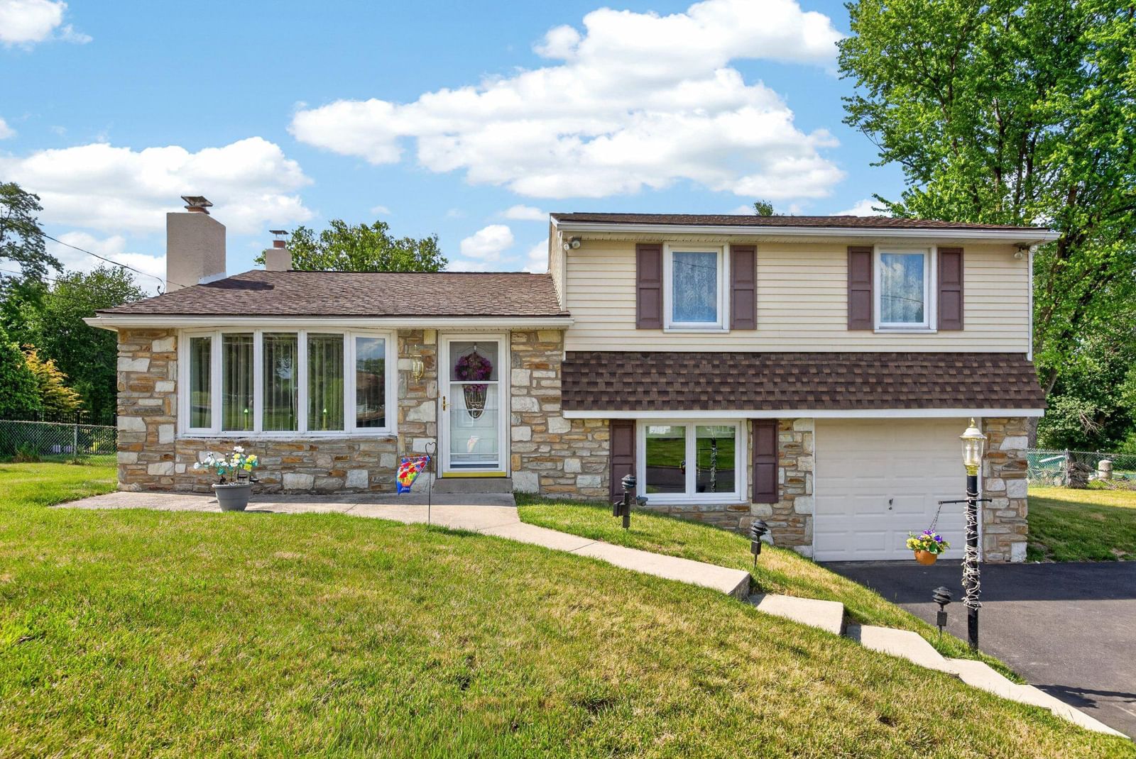 43 N MARMIC DR, SOUTHAMPTON 18966, PA