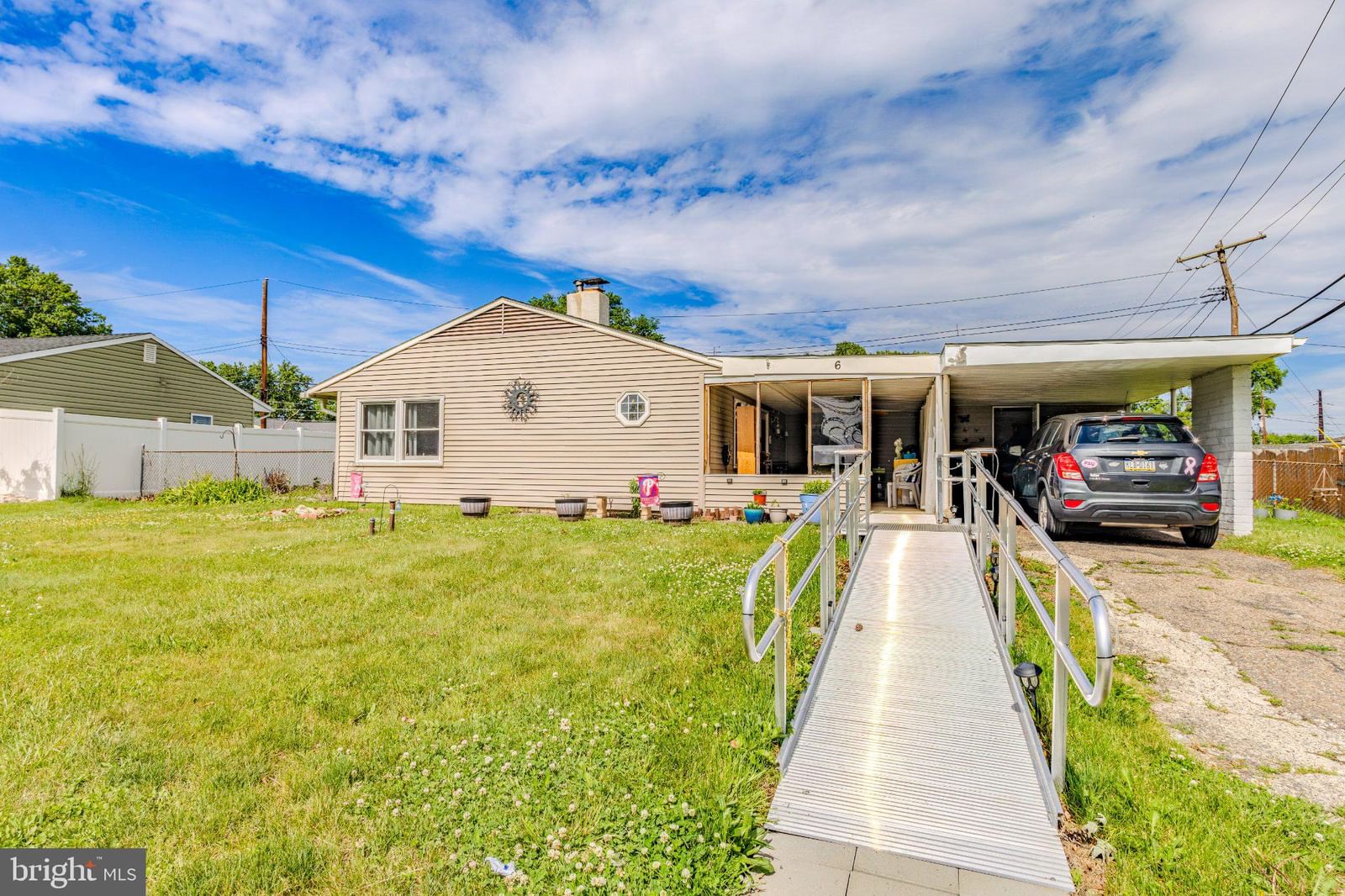 6 GAMEWOOD RD, LEVITTOWN 19057, PA