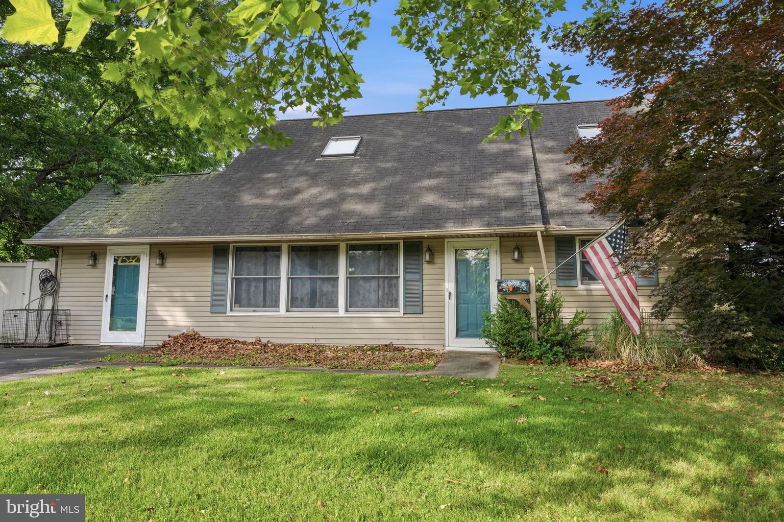 2 QUAY RD, LEVITTOWN 19057, PA
