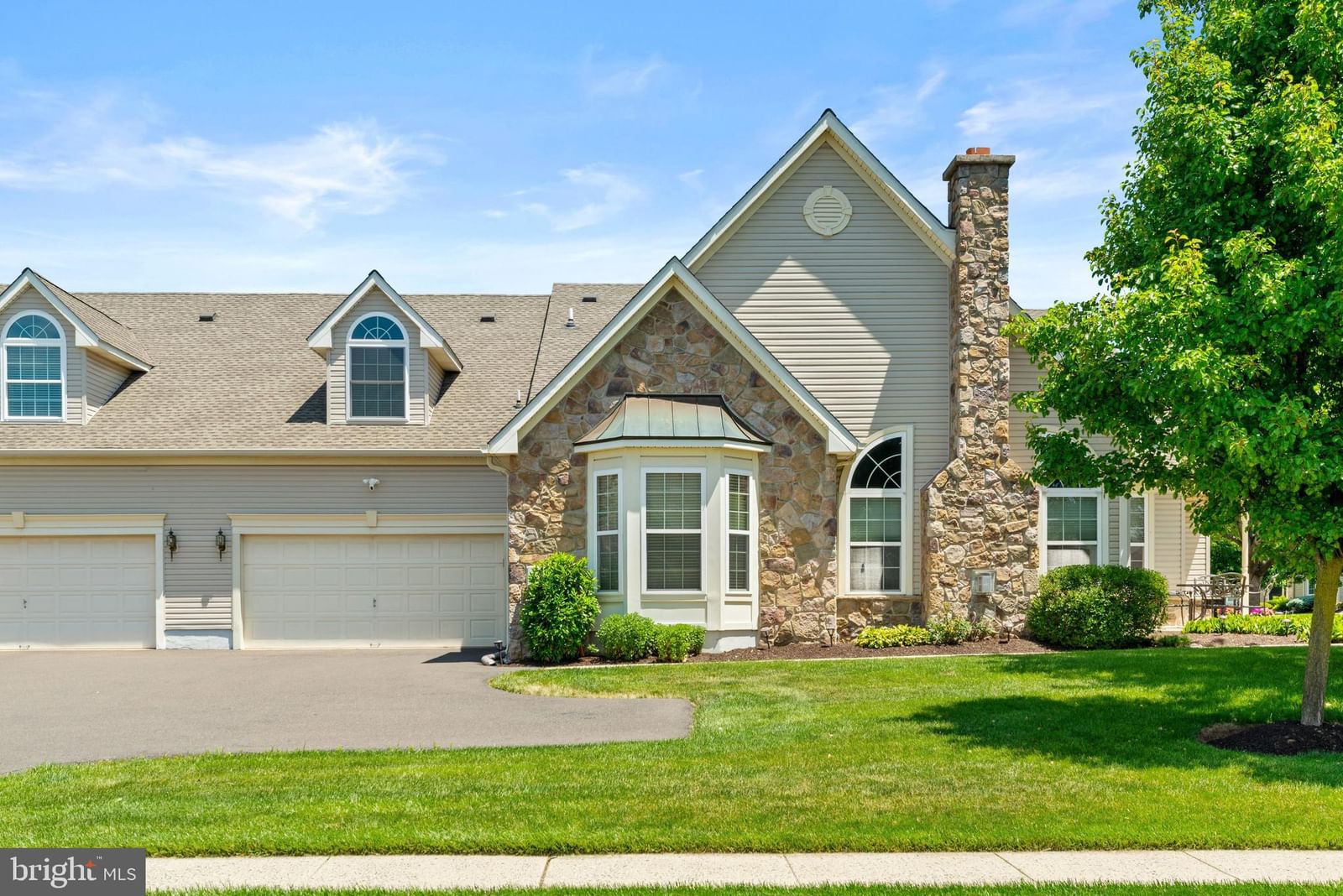 386 SHADY BROOK DR, LANGHORNE 19047, PA