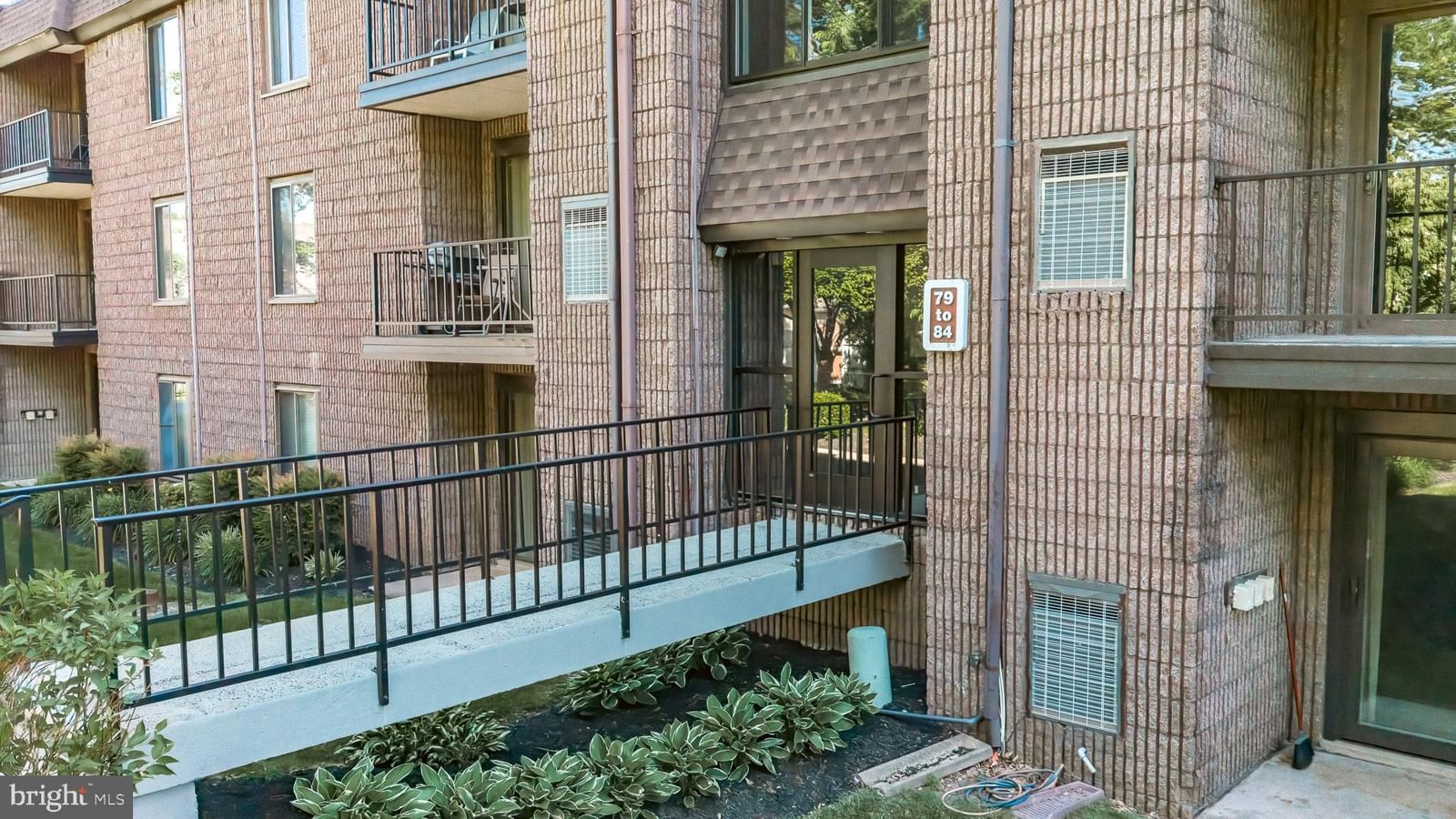 81 OAKRIDGE DR, LANGHORNE 19047, PA