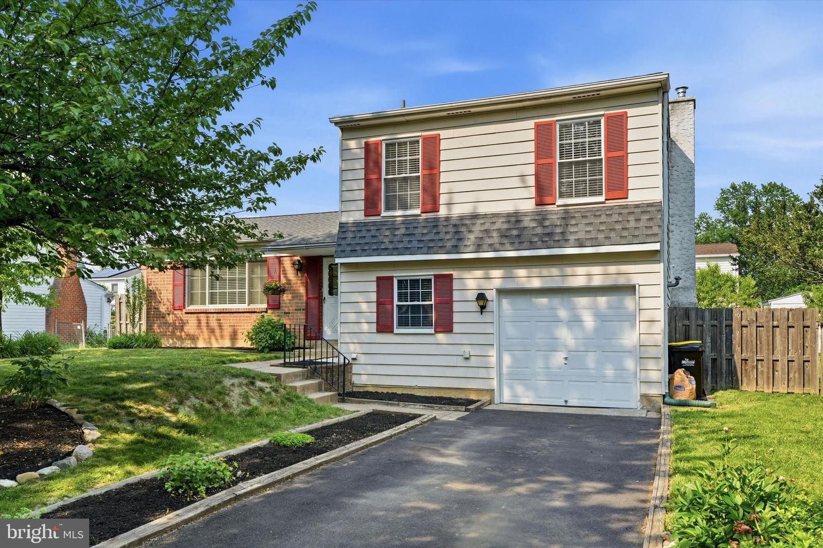 3218 LEELAND DR, BENSALEM 19020, PA