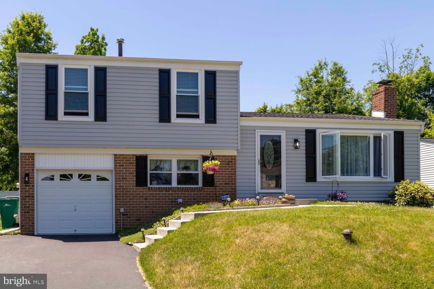 3271 CLARIDGE RD, BENSALEM 19020, PA