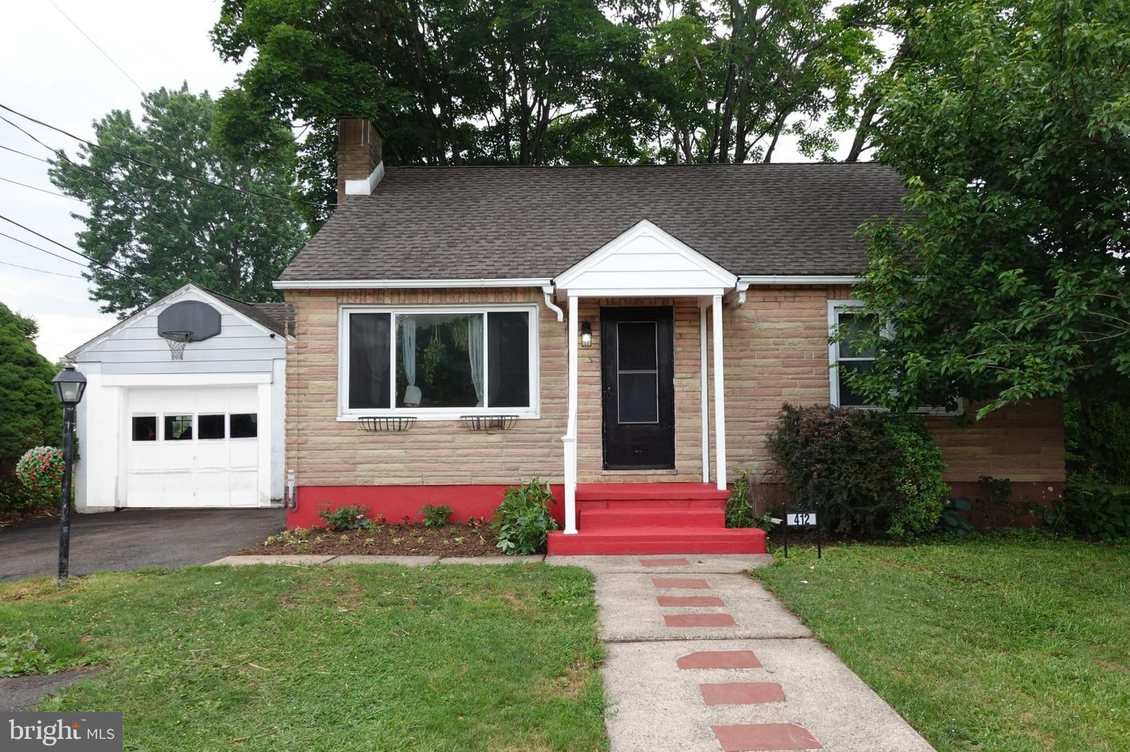 412 N AMBLER ST, QUAKERTOWN 18951, PA