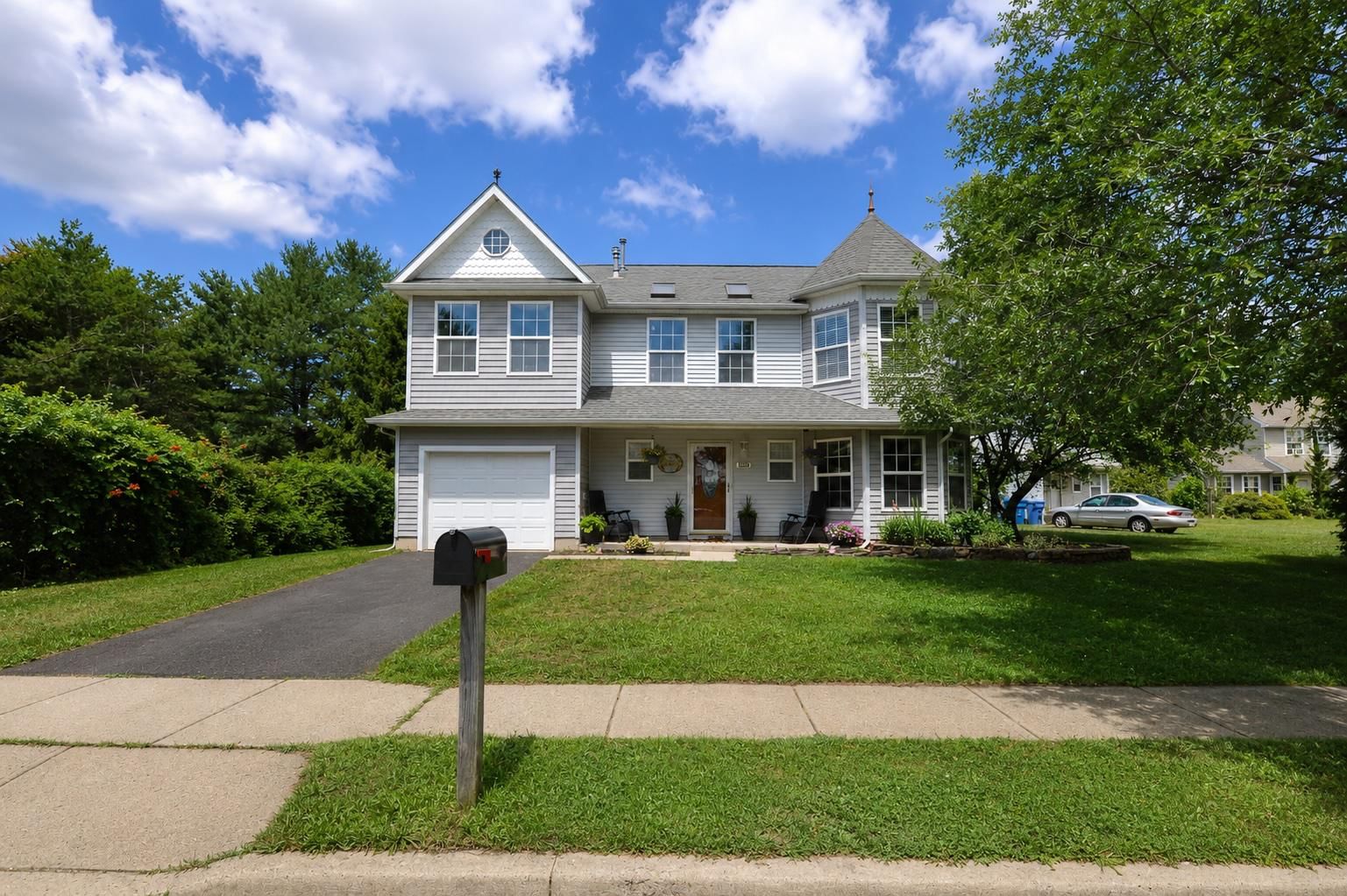 102 SAINT BARNABAS CIR, FAIRLESS HILLS 19030, PA