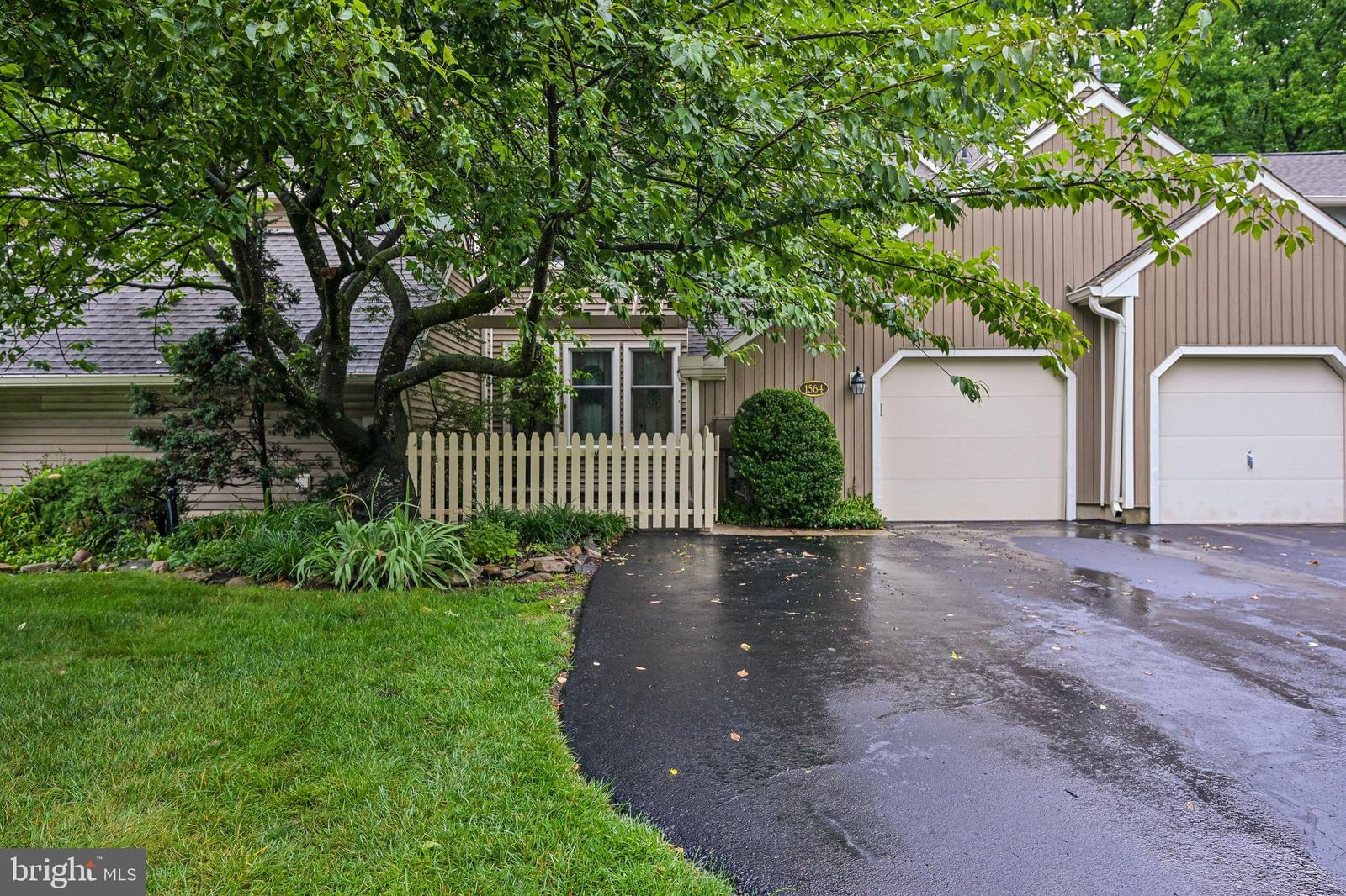 1564 APPLEWOOD CIR, YARDLEY 19067, PA