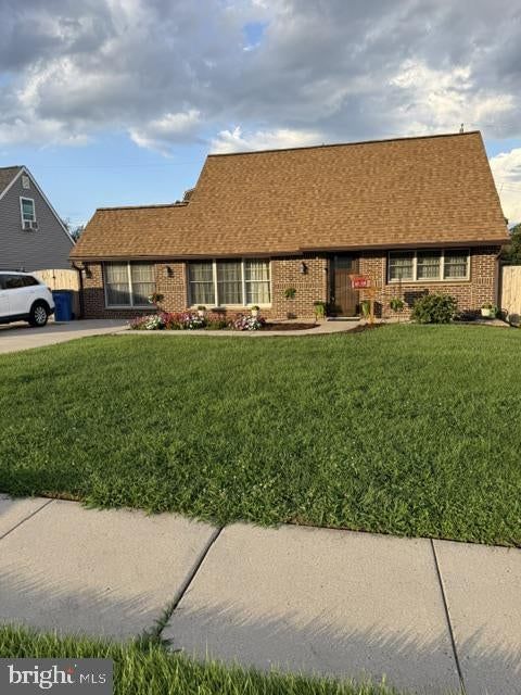16 PARKSIDE CIR, LEVITTOWN 19056, PA