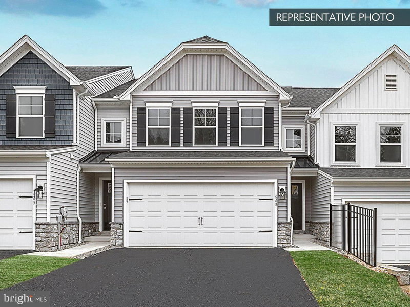 2215 HAMPDEN COURT Unit LOT 23