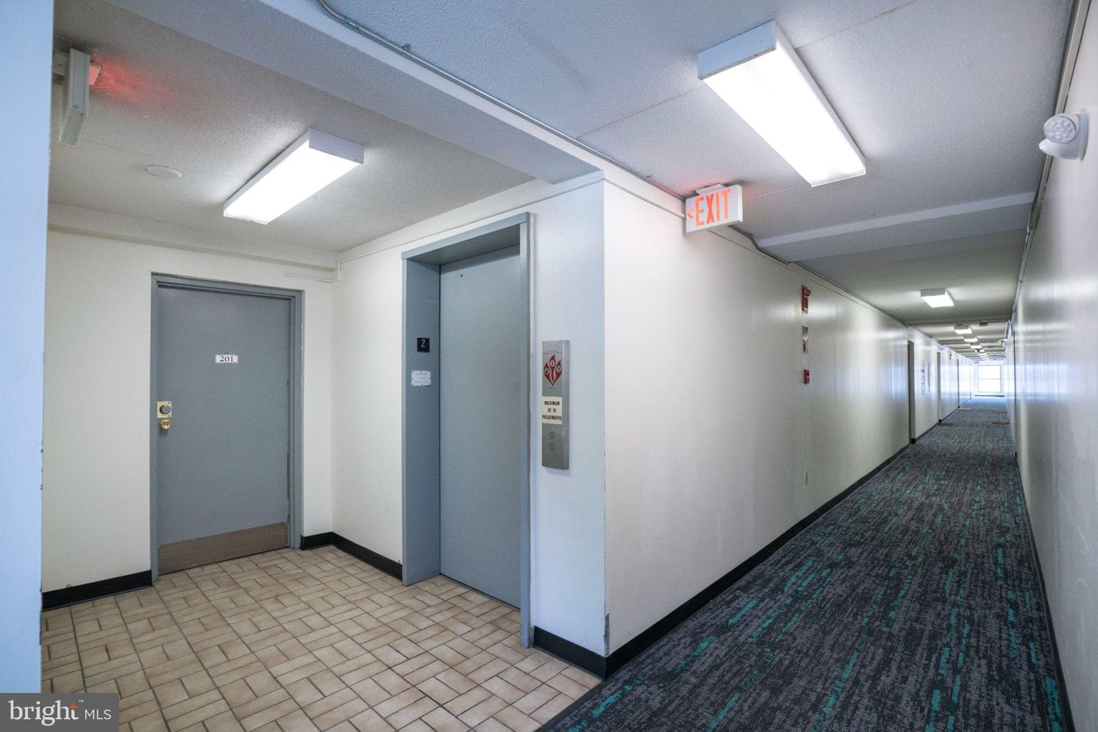 500 E COLLEGE AVENUE #201 photograph