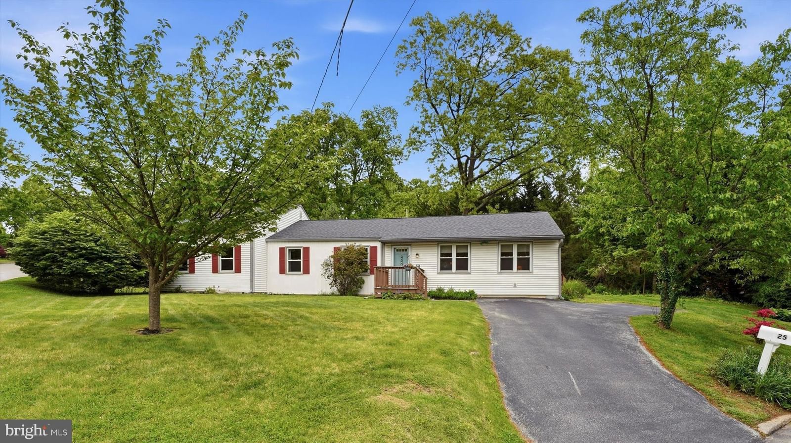 25 CAROL LN, MALVERN 19355, PA