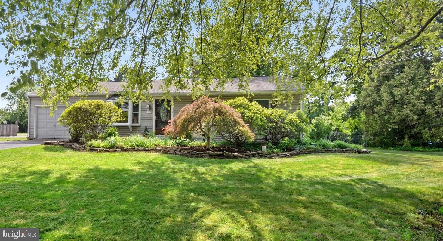 52 PRIZER RD, PHOENIXVILLE 19460, PA